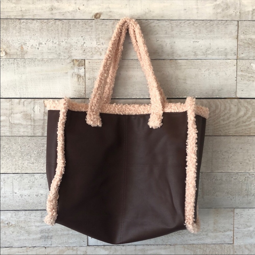 Sherpa lined tote bag